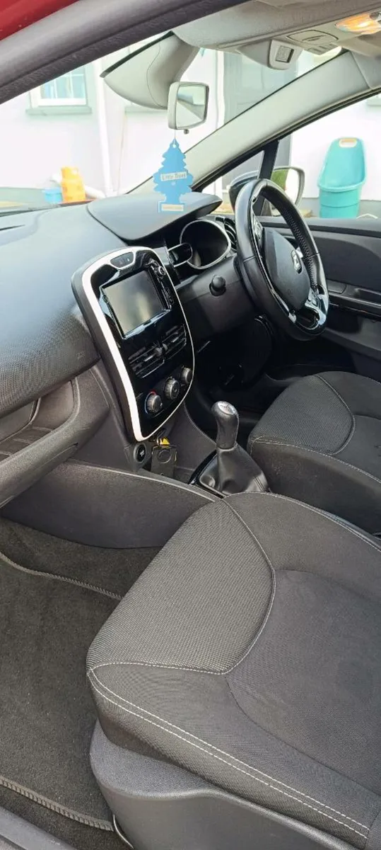 161 Renault Clio - Image 4