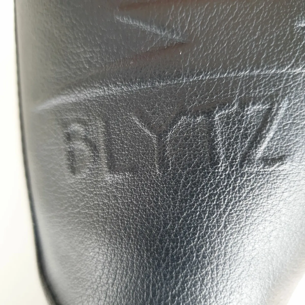 Blytz waterproof motorbike boots size 3 - Image 4