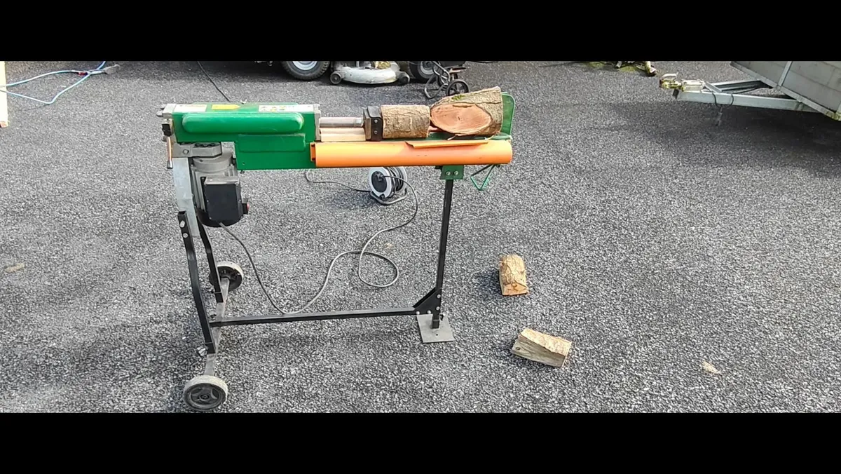 Log splitter - Image 3