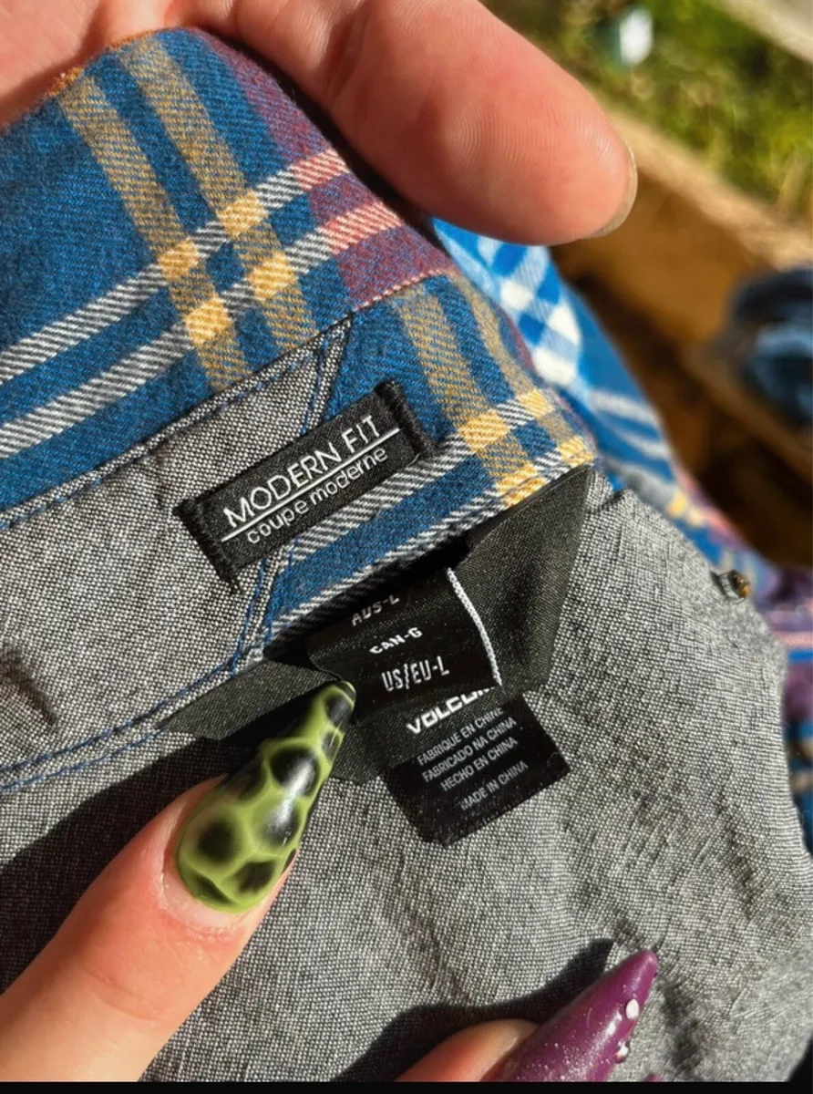 Volcom blue check shirt - large - Image 4