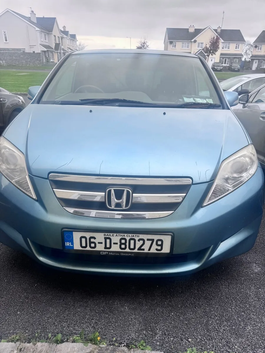 Honda FRV automatic 6 seater - Image 1