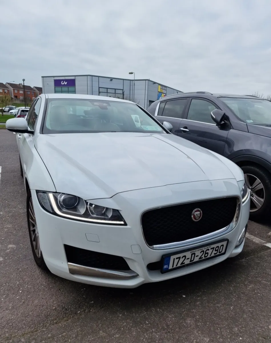 Jaguar XF 2017 - Image 3