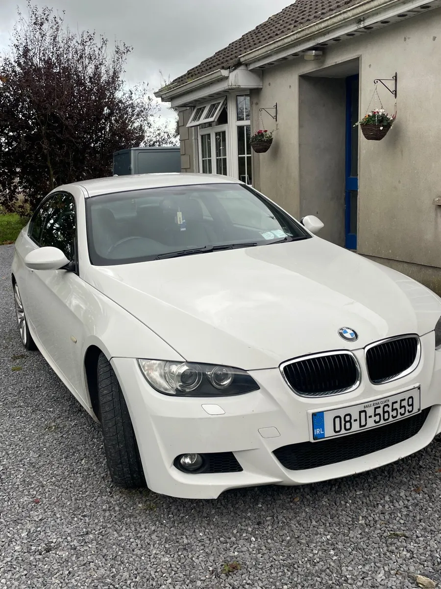 BMW 3-Series 2008 - Image 1