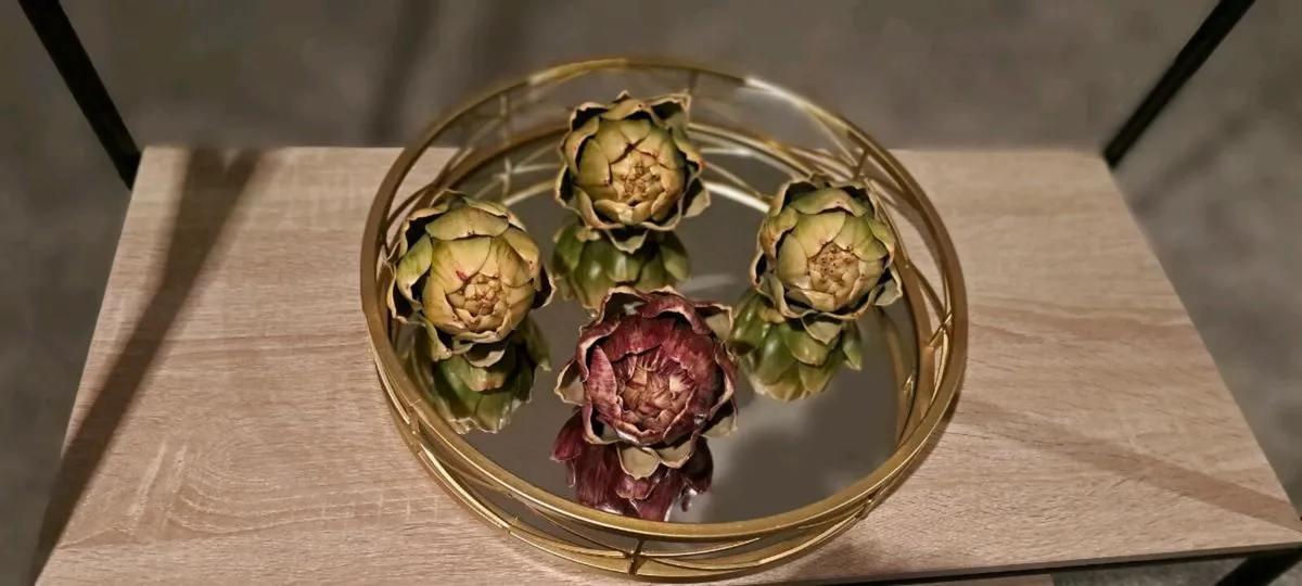 Gold Mirror tray and artificial artichokes - Image 1
