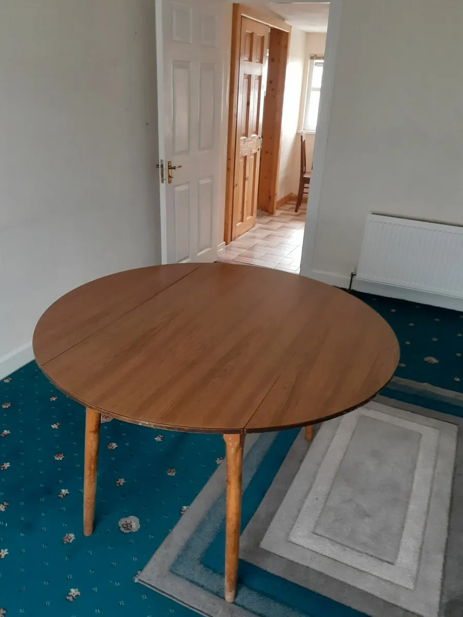 Drop - Leaf Table - Image 1