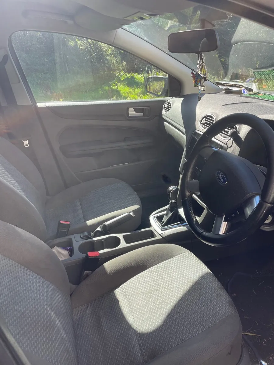 Ford Focus 2008 - Image 2