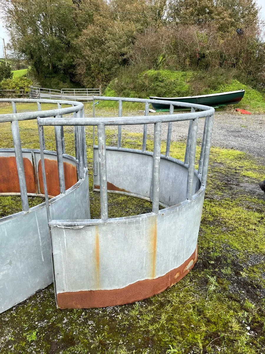 1.5 Circular Feeder - Image 2
