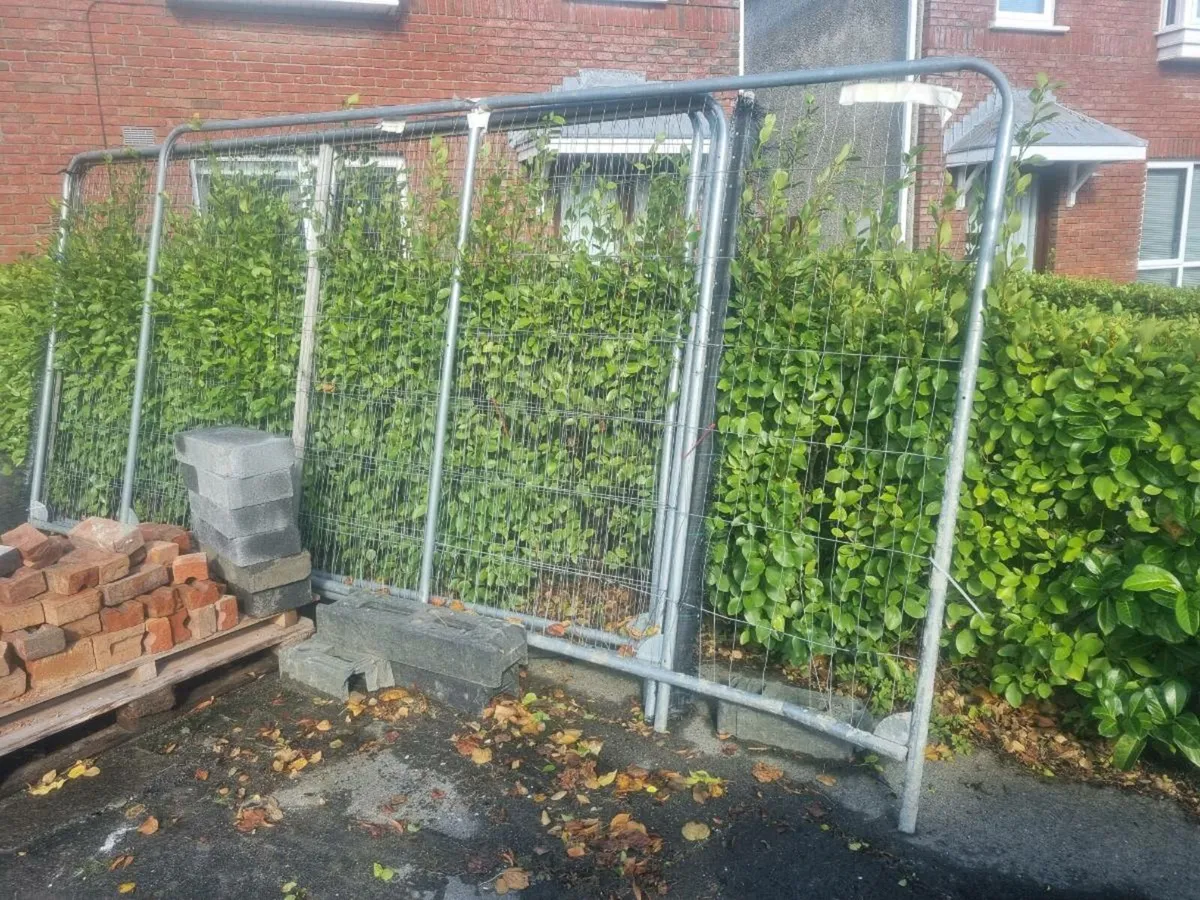 HARRIS FENCING