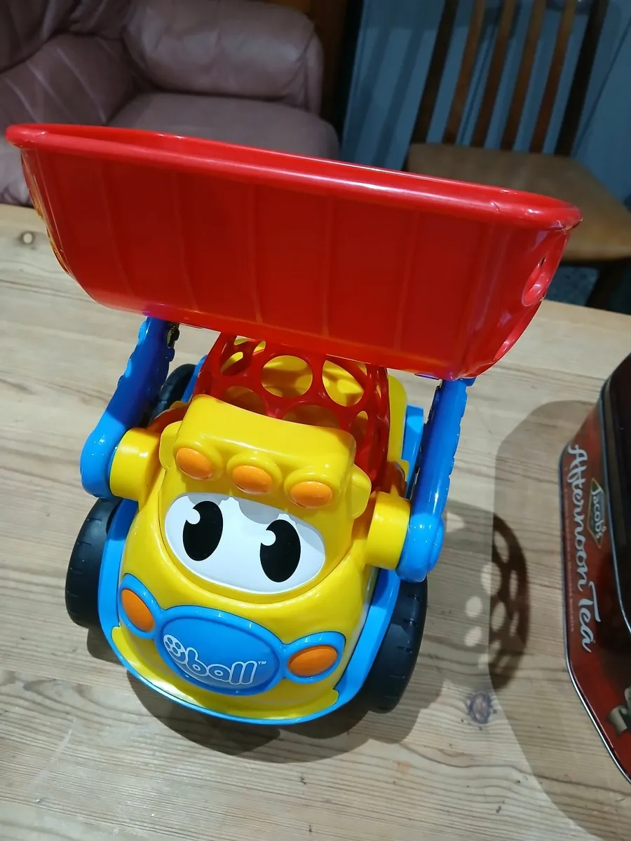 Toys - Image 3