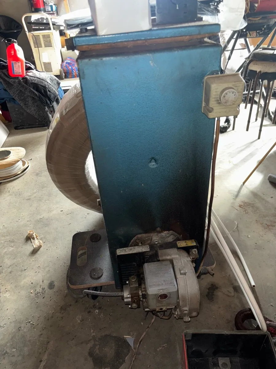 Grant oil boiler - Image 1
