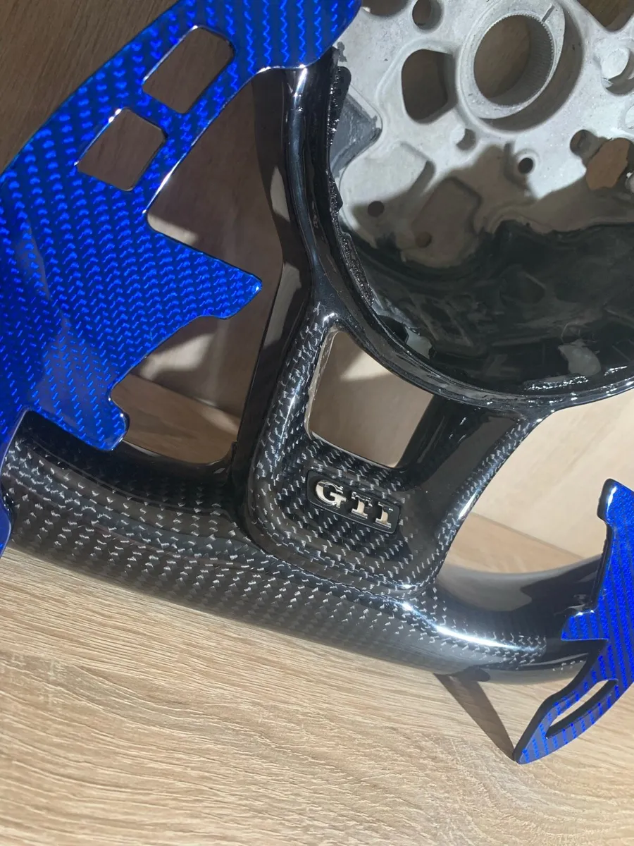 Golf gti steering wheel - Image 2