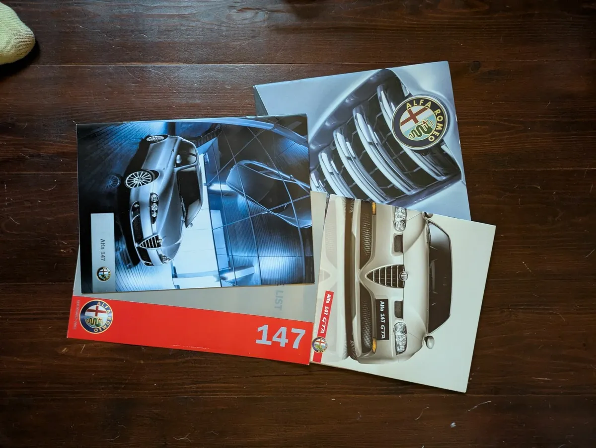 Alfa car parts, brochures etc - reduced prices - Image 4