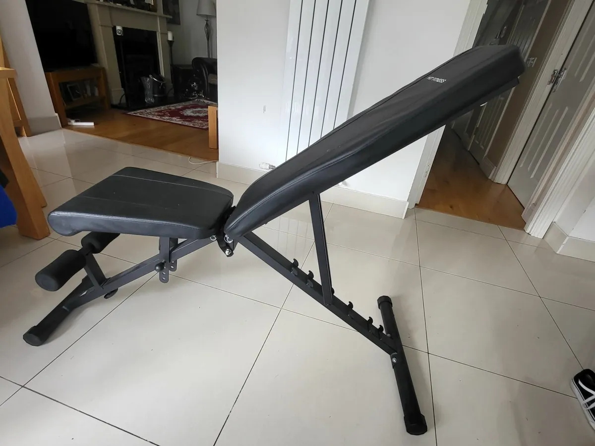 Gym bench - Image 1