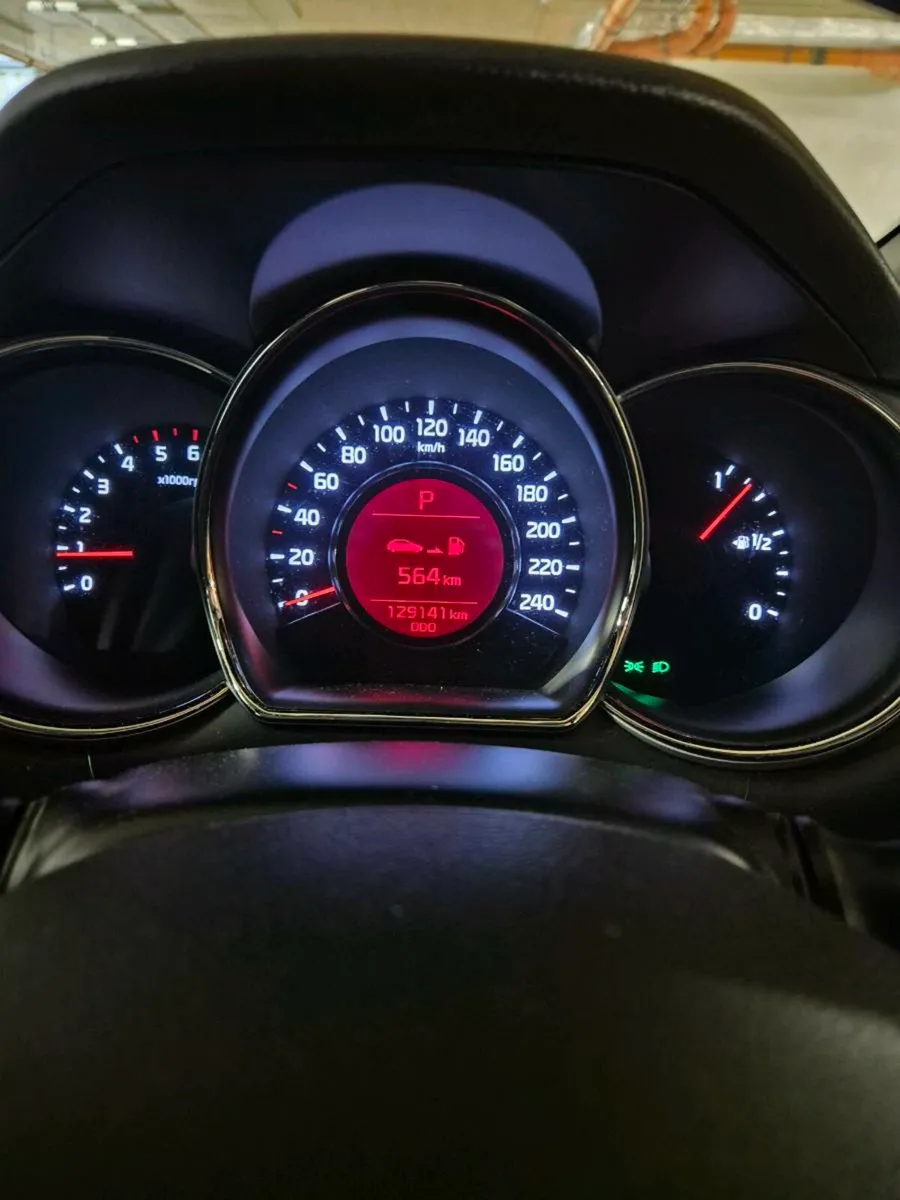 Kia Ceed - Image 2