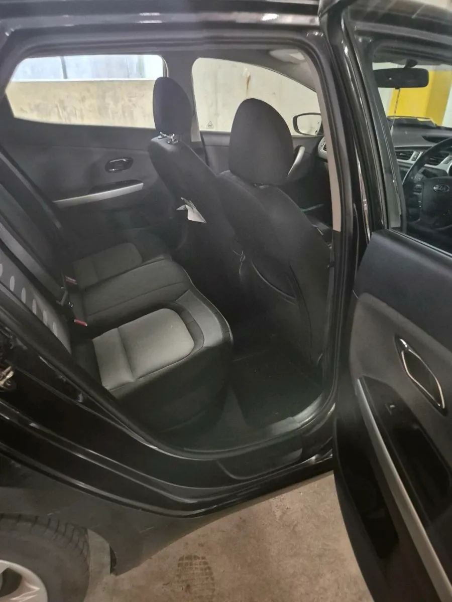 Kia Ceed - Image 4