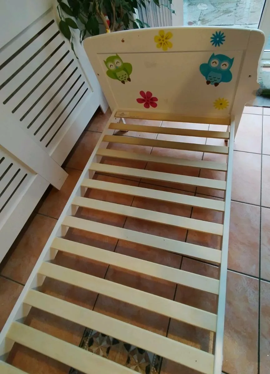 Babylo Sienna cot bed - Image 3