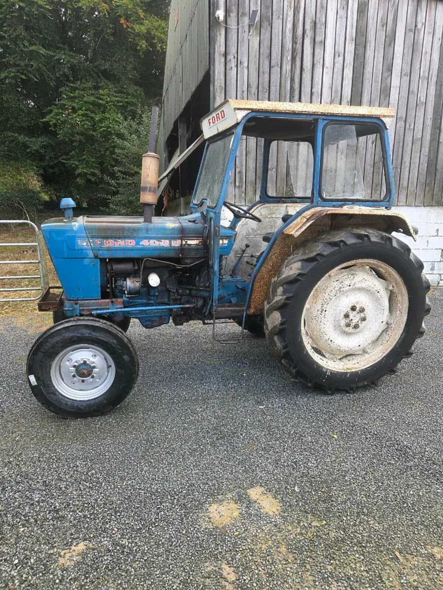 Ford 4000 tractor - Image 2