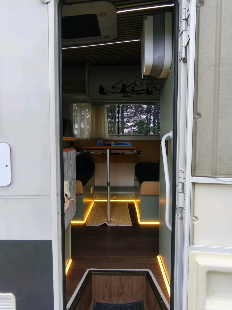 Camper Ford - Image 4