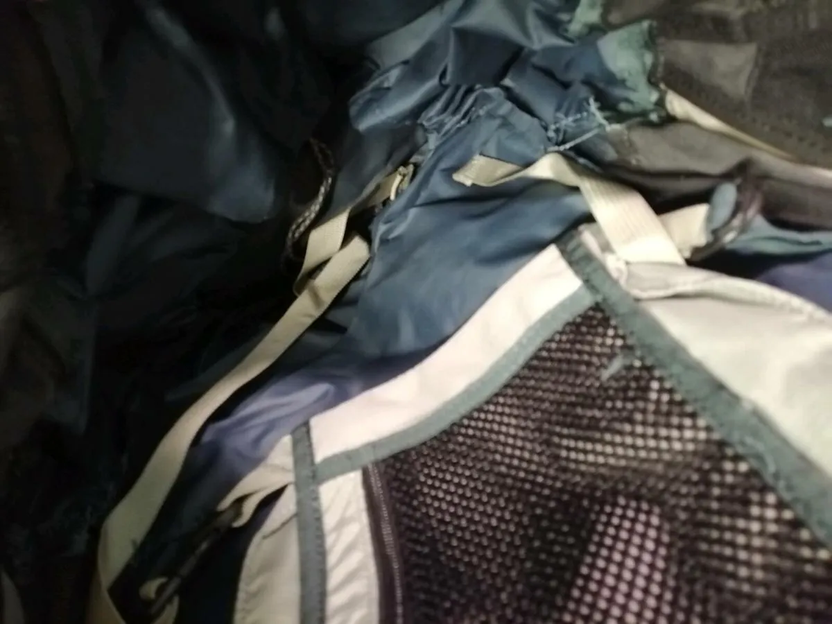 Travel - Rucksack - perfect for travelliny - Image 4