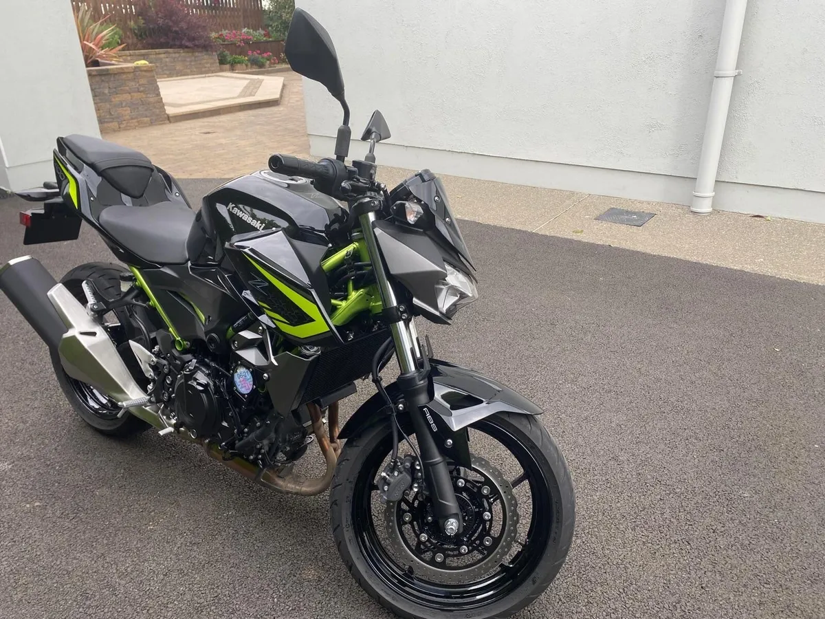 Kawasaki Z400 - Image 3