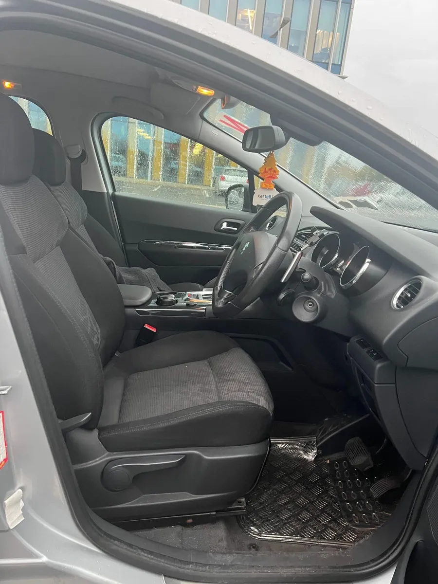 Peugeot 3008 2011 - Image 4