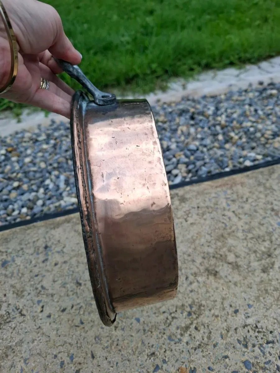 Antique Hammered Copper Pan - Image 4