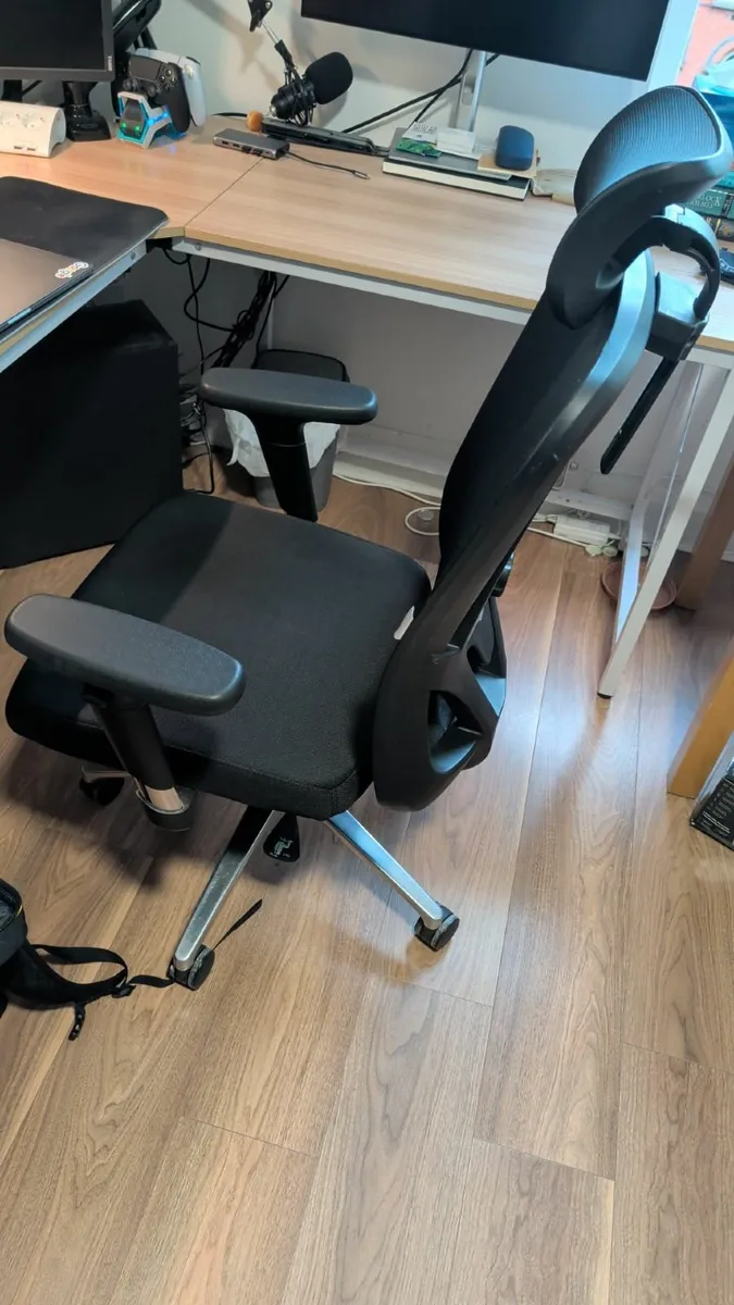 Ergonomic Gaming/Office Chair - Image 1