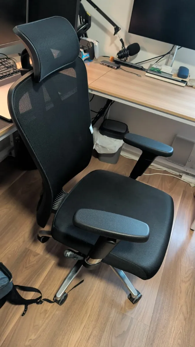 Ergonomic Gaming/Office Chair - Image 4