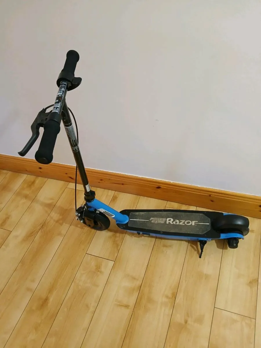 Electric scooter - Image 1