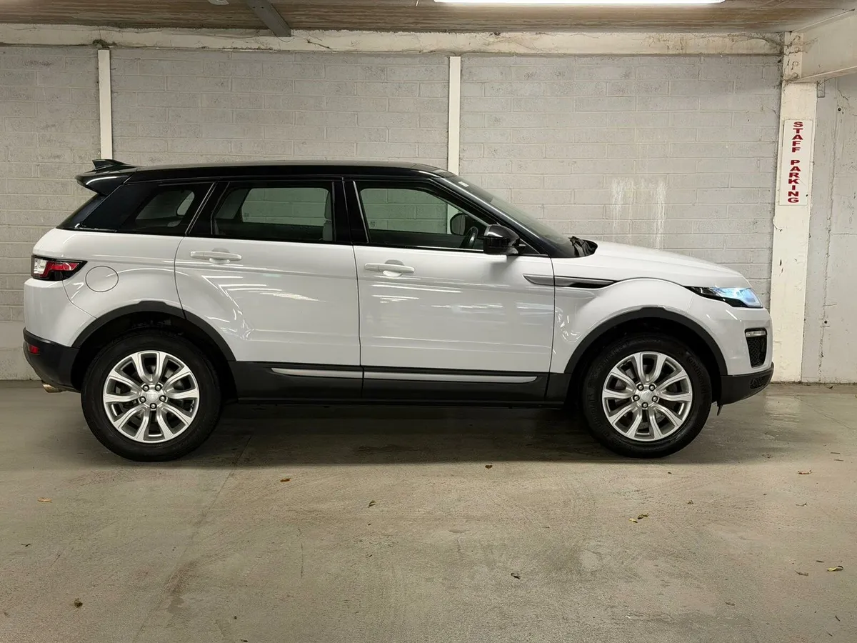 Ranger Rover Evogue - Image 2