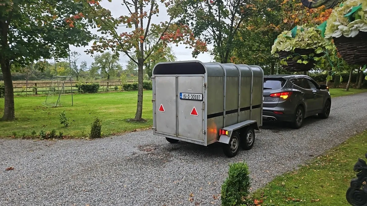 Trailer - Image 2