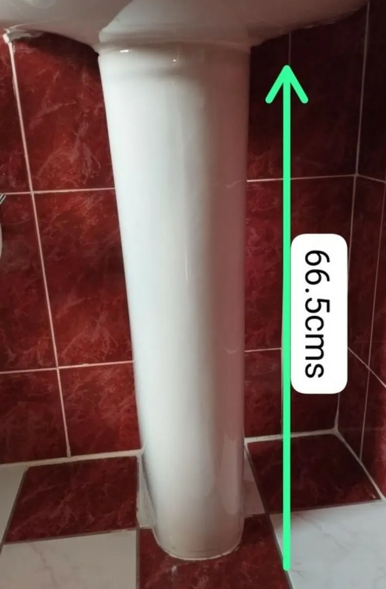 Bathroom sink and pedestal - Image 3