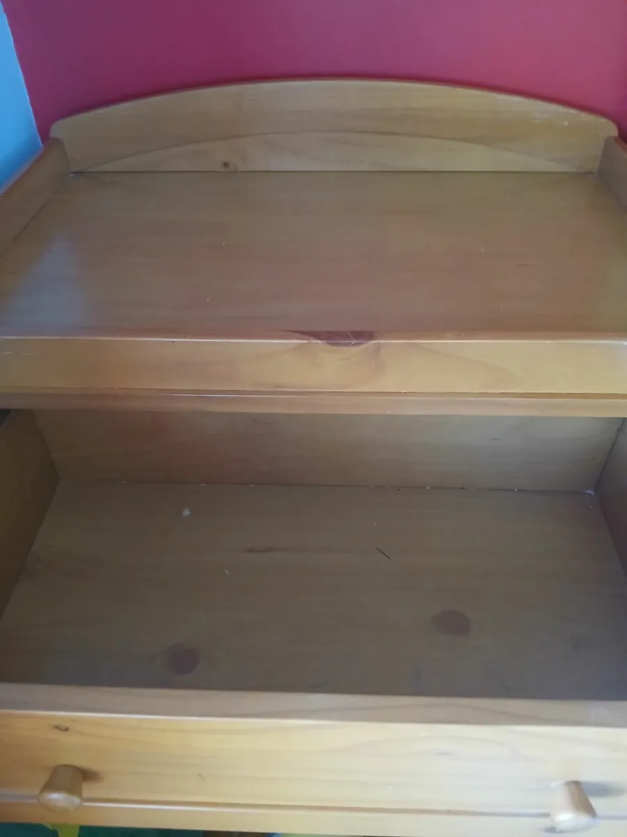 Baby changing unit - Image 2