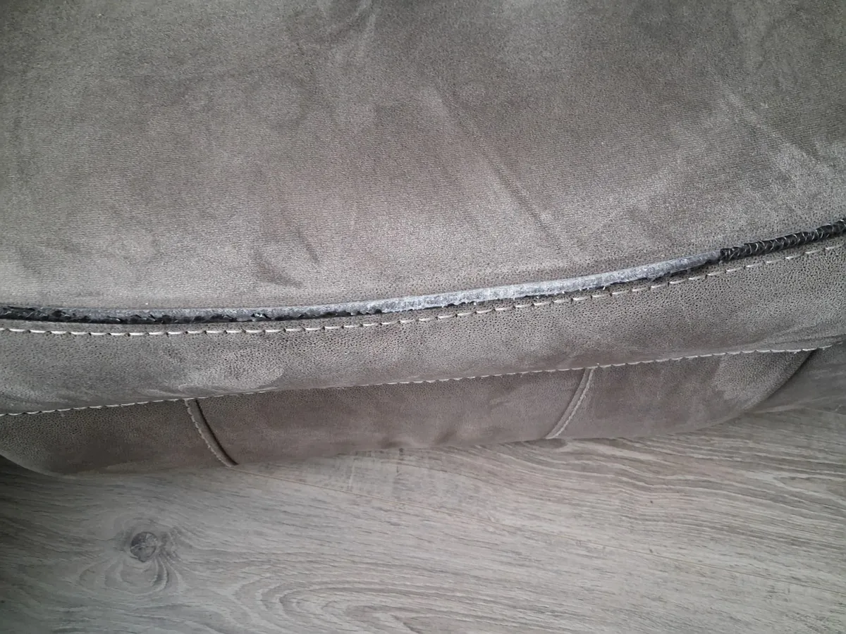 Couch - Image 1