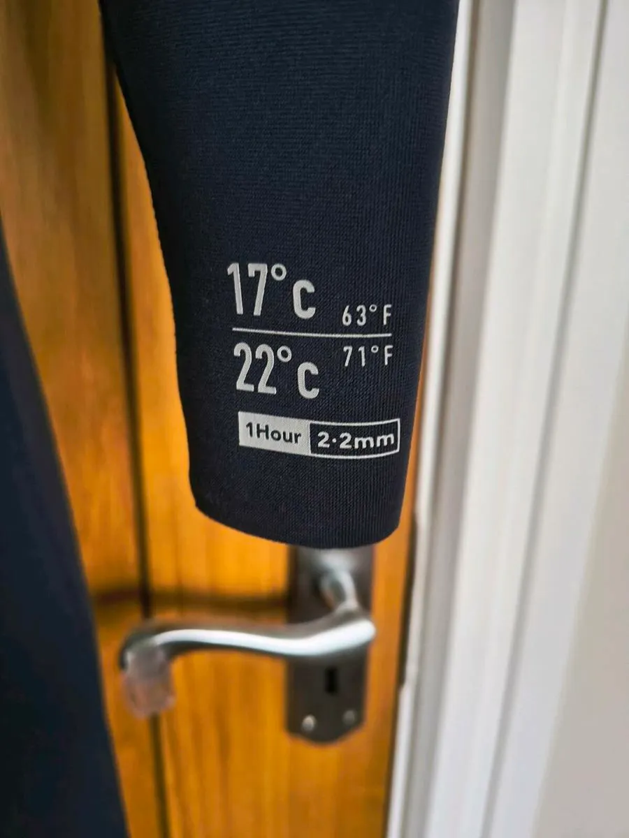 Men's wetsuit - Image 2