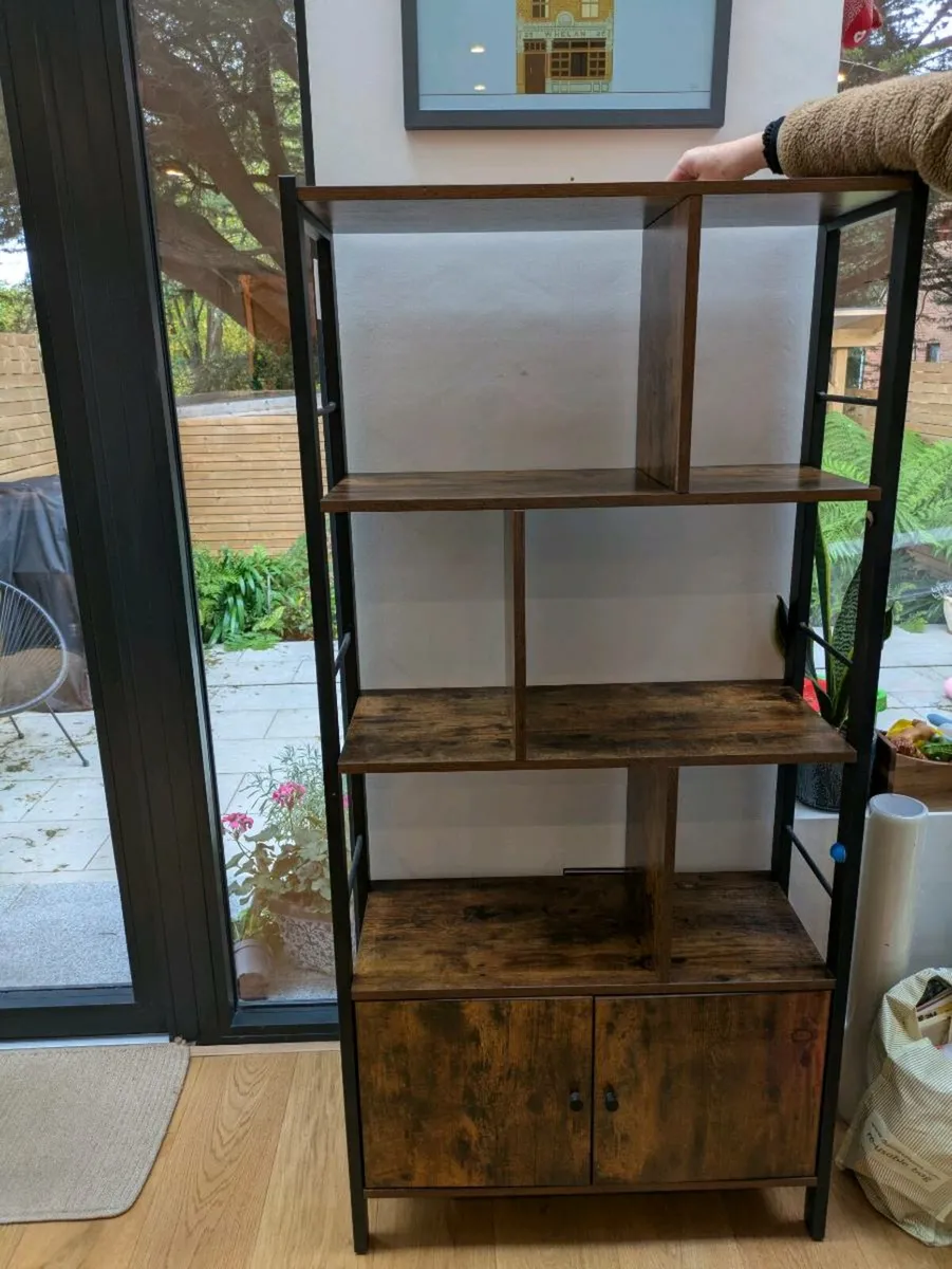 Bookshelf - Image 4