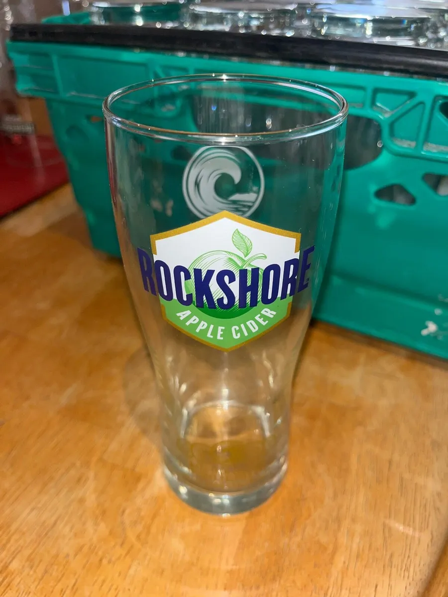 x16 Rockshore Pint Glasses - Image 2