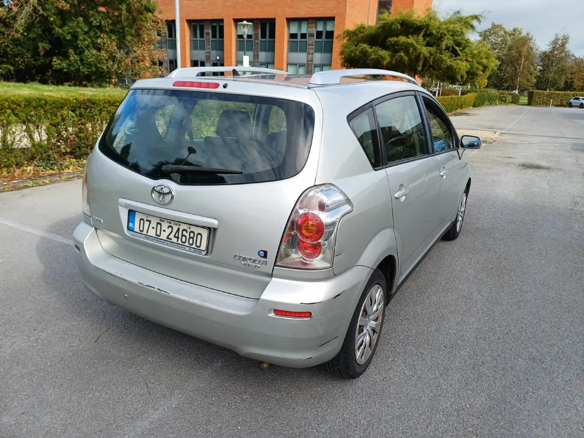 Toyota Corolla Verso 2007 - Image 2