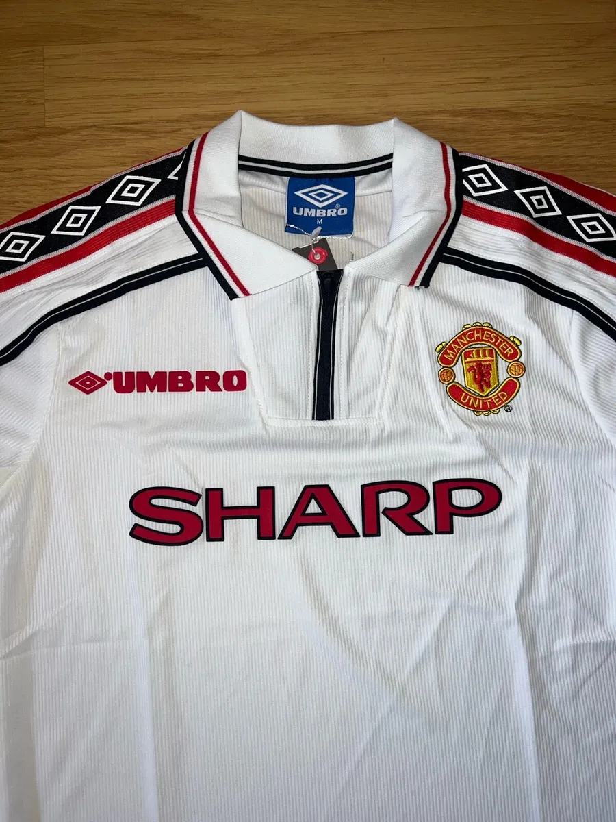 Man United Retro - Image 3