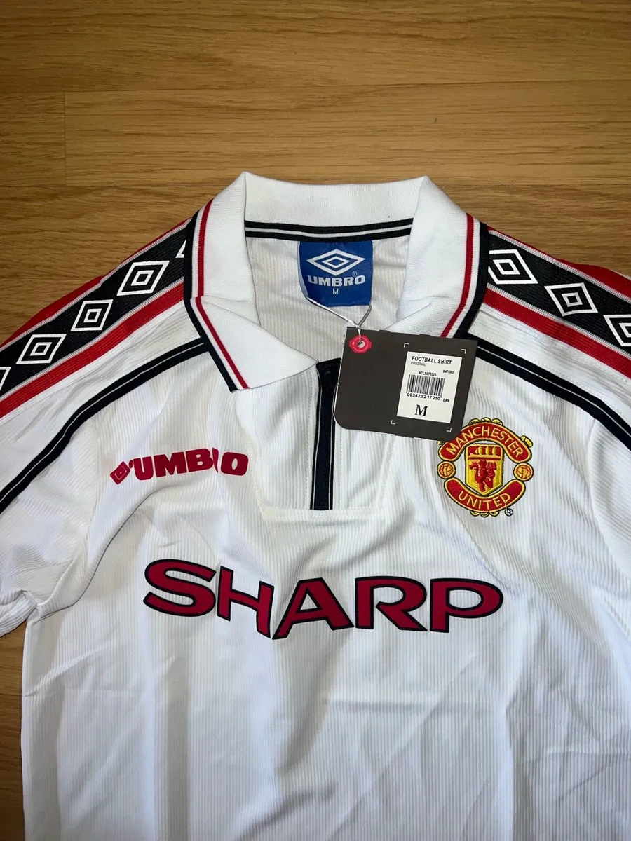 Man United Retro - Image 4