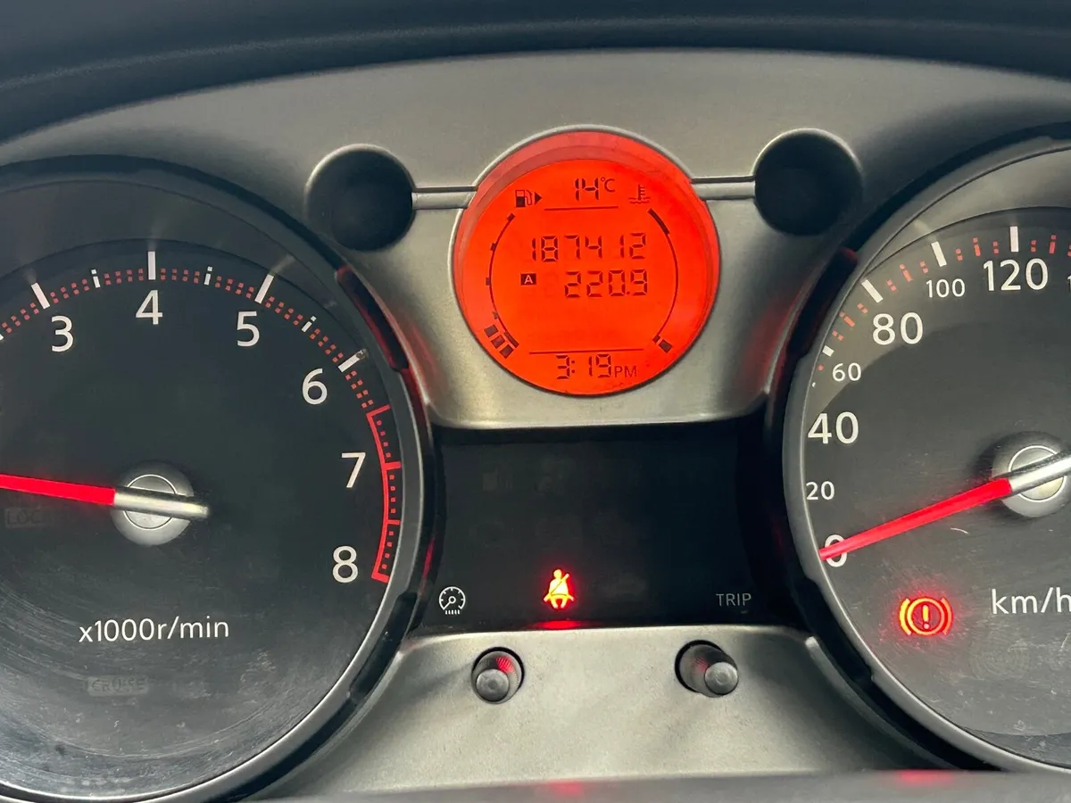 Nissan Qashqai 2008 - Image 3
