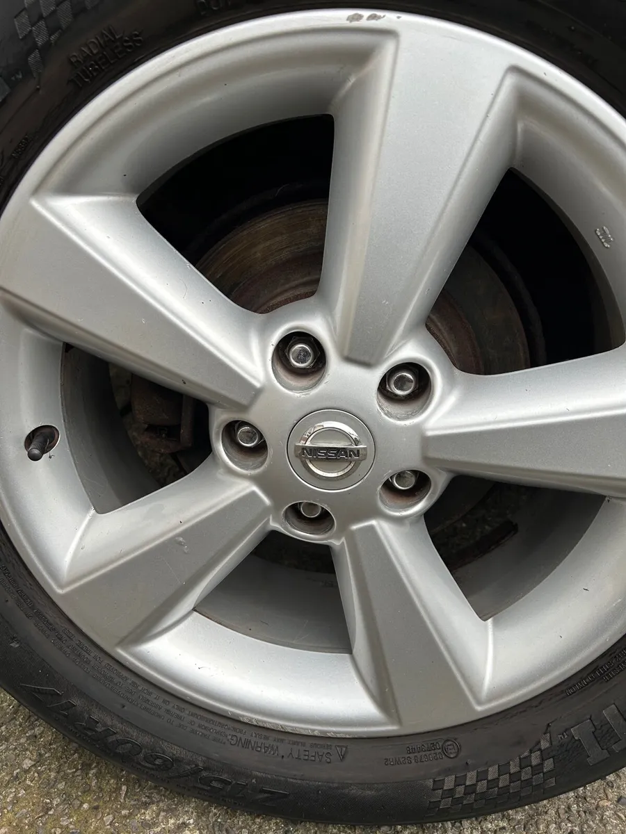 Nissan Qashqai 2008 - Image 4