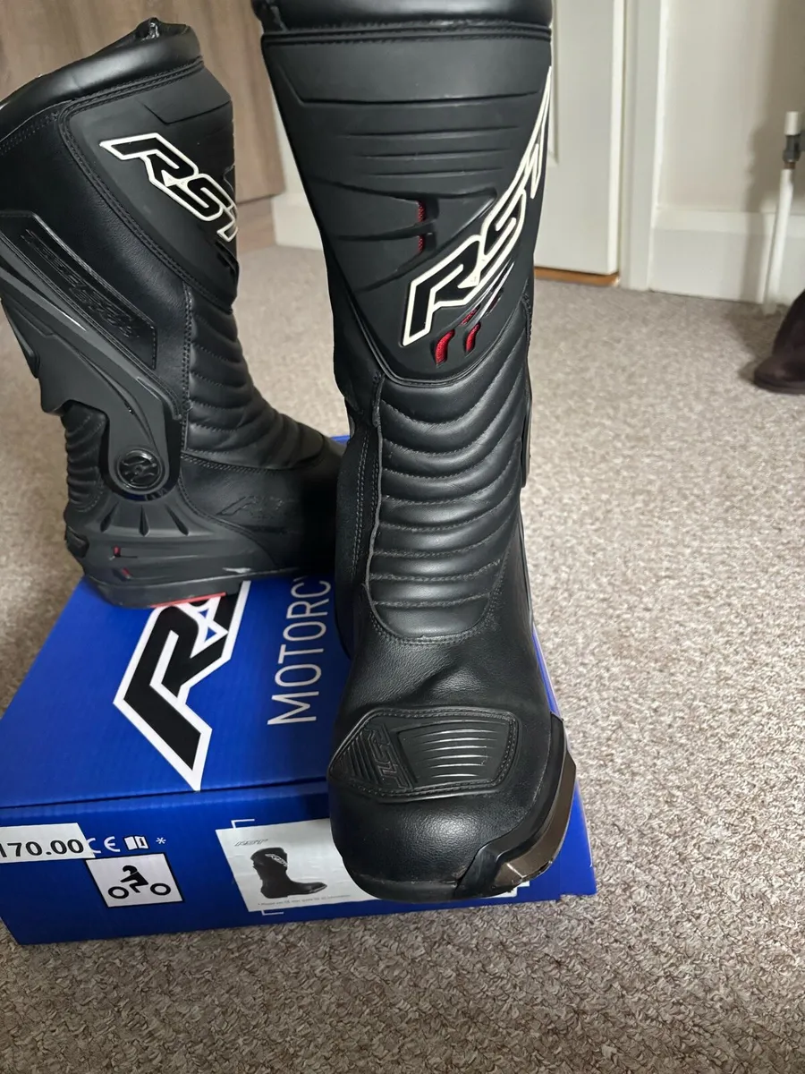 RST motorbike boots waterproof - Image 1