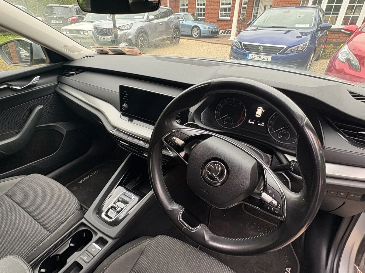2021 Skoda Octavia , 1.0 litre mild Hybrid - Image 3