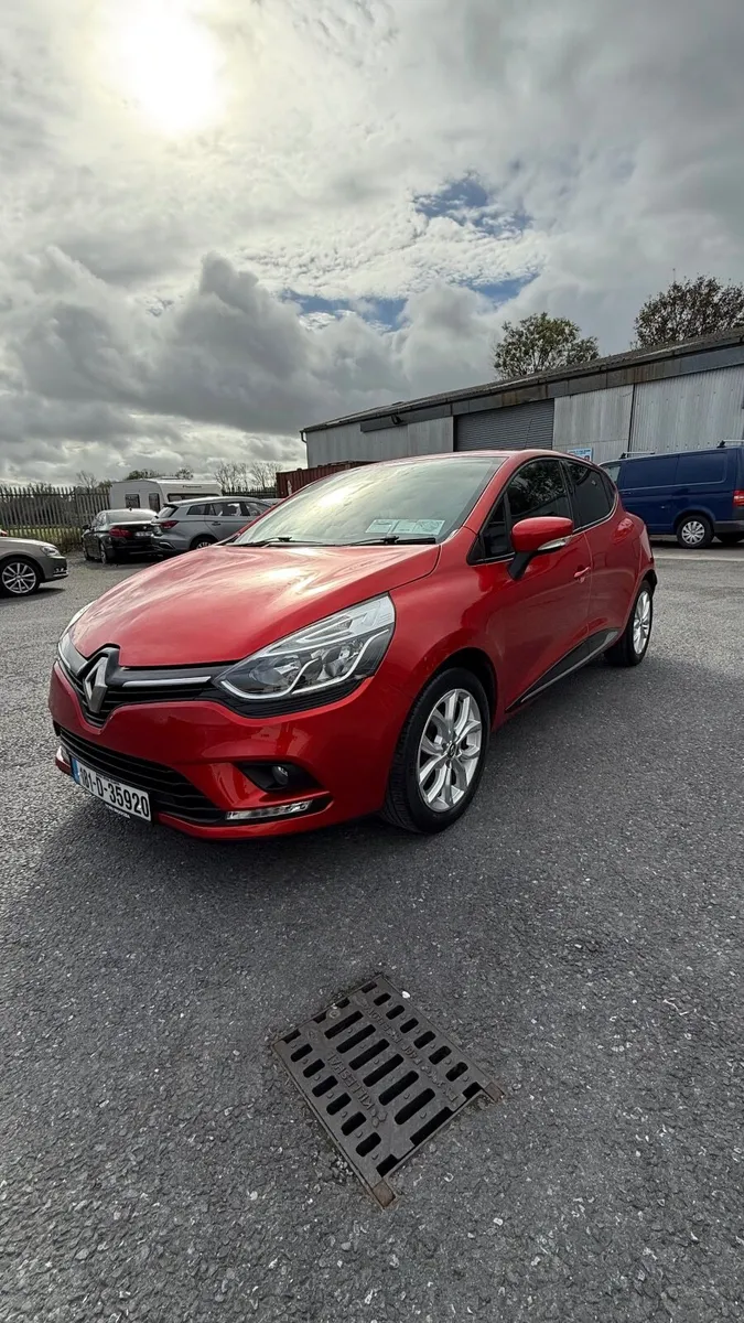 Renault Clio 2018 - Image 1