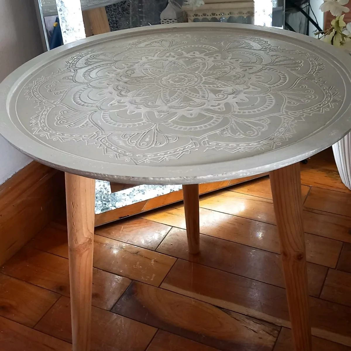Side table - Image 2