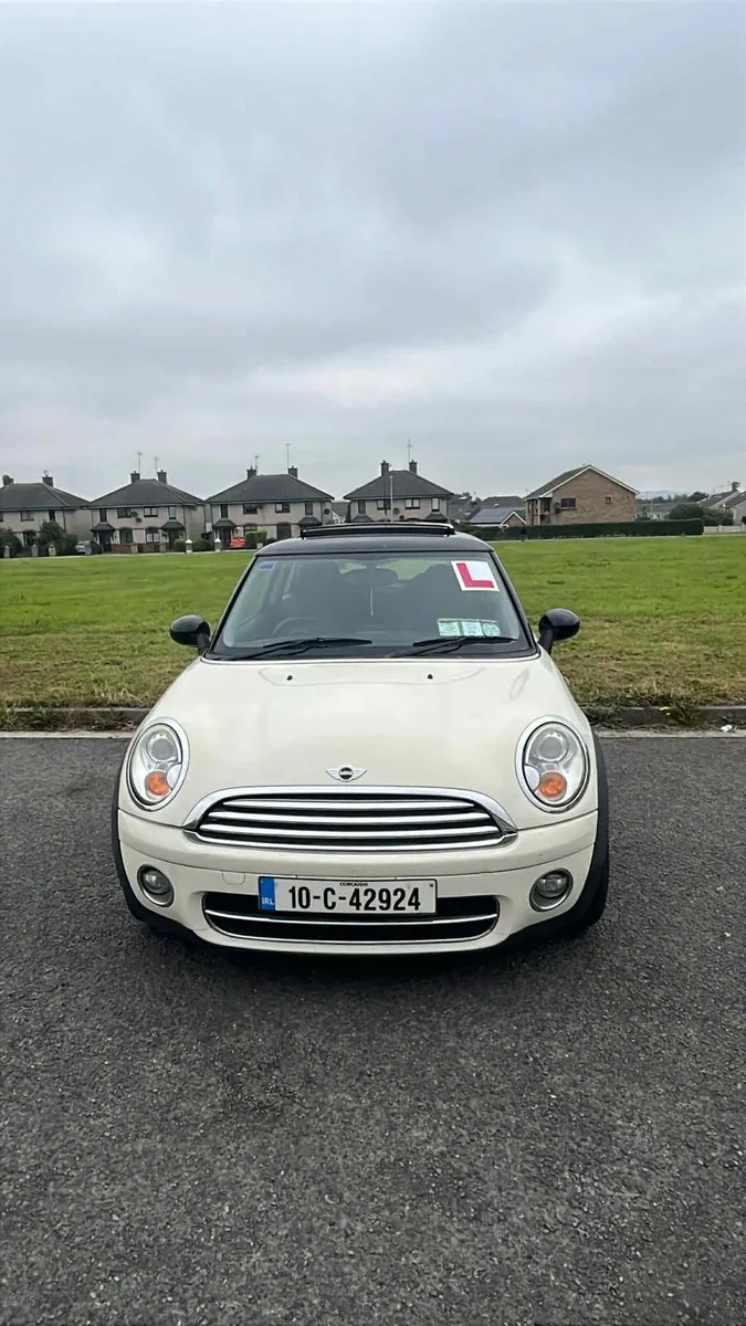 Mini Cooper - Image 1