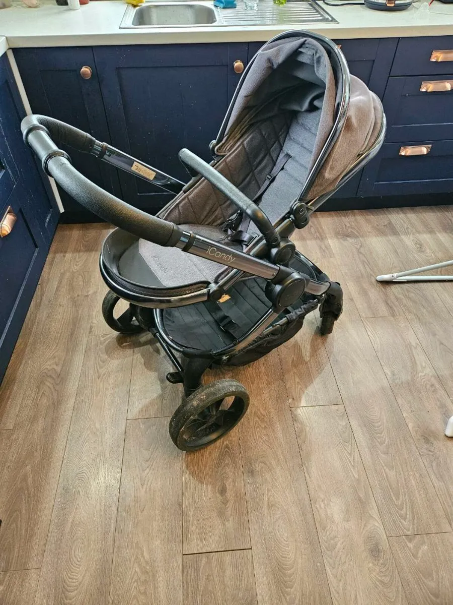 iCandy Peach travel system & Cybex seat - Image 3