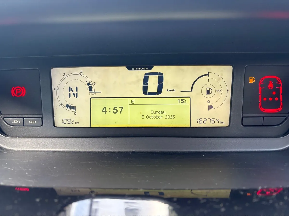 Citroen C4 2013 - Image 2