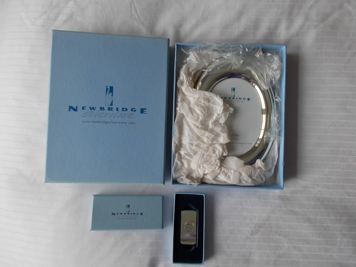 Two Newbridge Silverware Items - Image 1